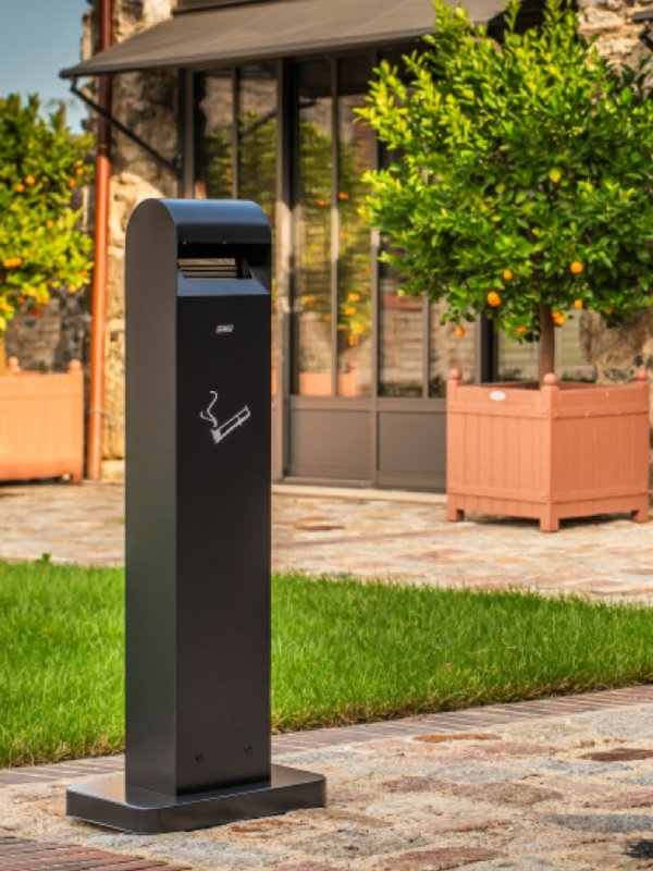 Cendriers totem JVD d'extérieur pour les hôtels et les terrasses