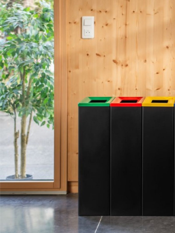 Collecteurs de déchets de JVD pour le tri sélectif