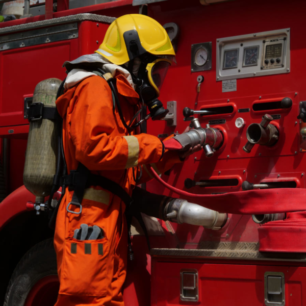 descontaminación de equipos para bomberos privados