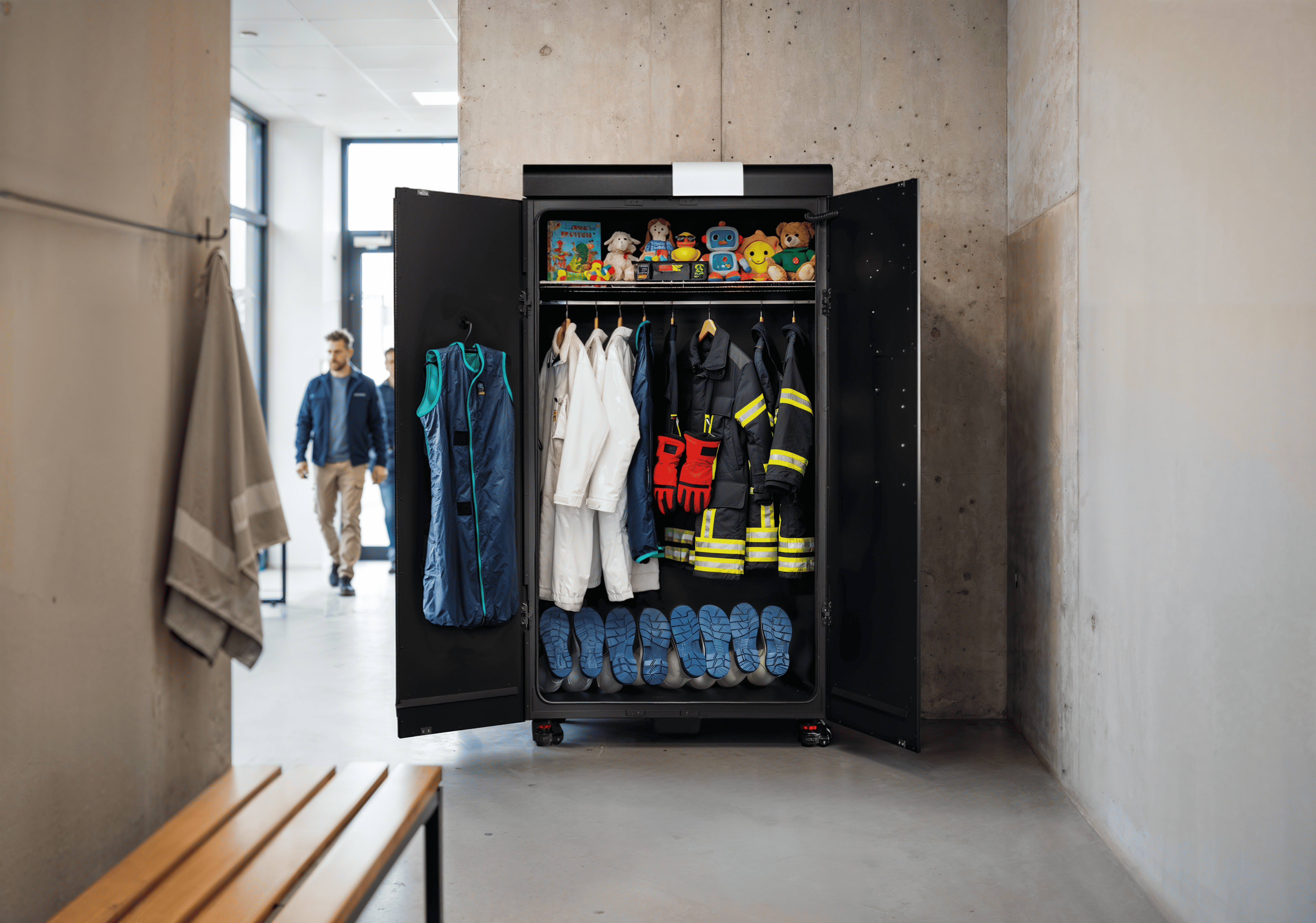 Disinfecting cabinets